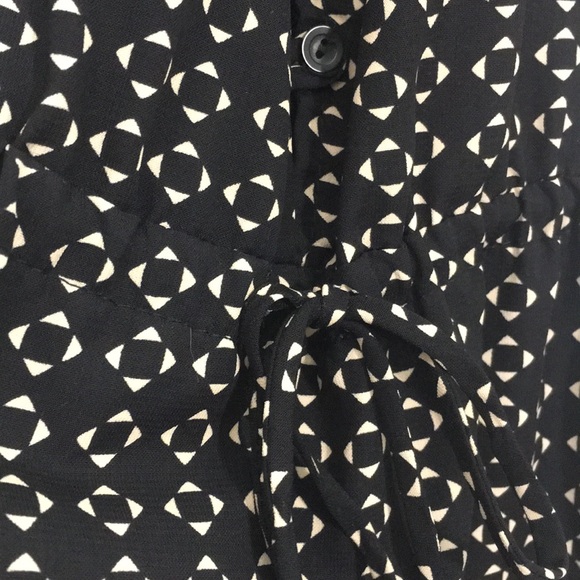 SILENCE + NOISE | Geometric Print Romper - Picture 5 of 7